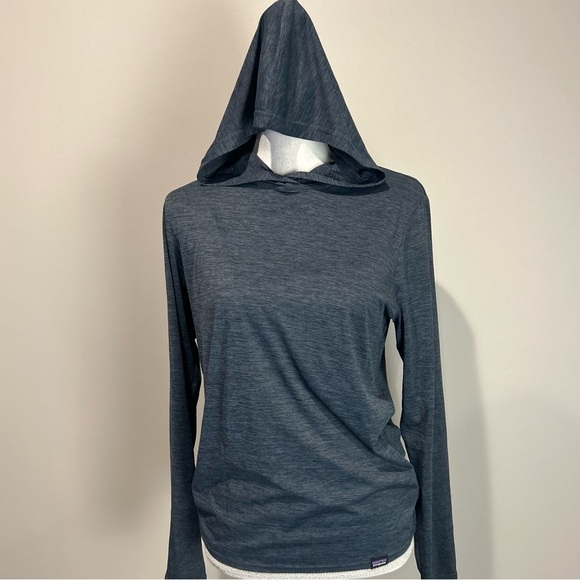 Patagonia Tops - Patagonia Women's Hooded Top in Gray